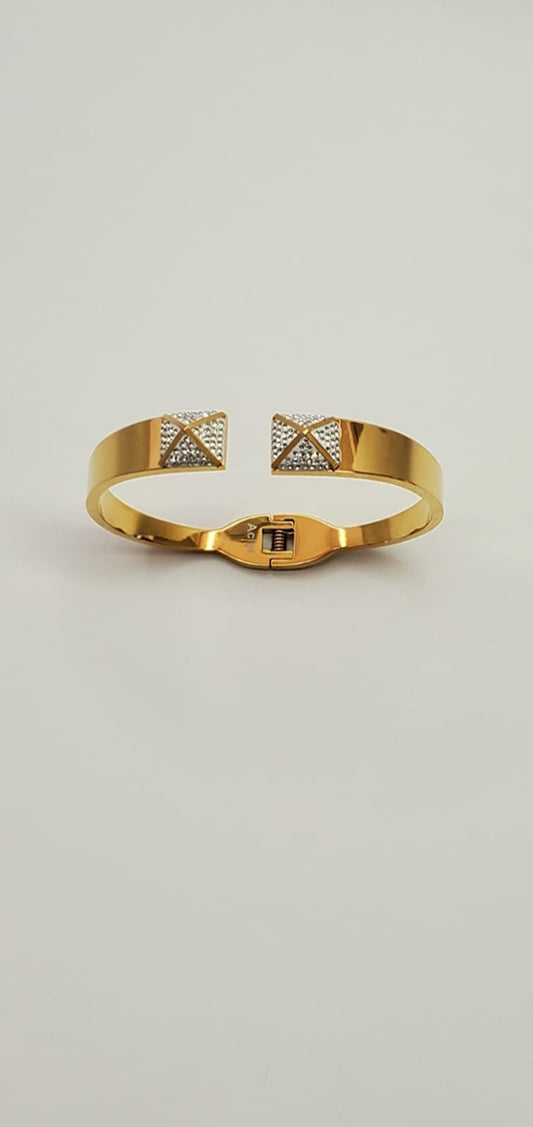 Bracelet carré bombé